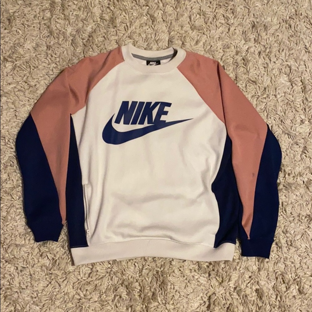 Nike Sweater
